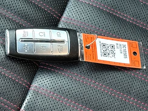 Used 2022 Genesis G70 3.3T w/ Sport Advanced Package image 24