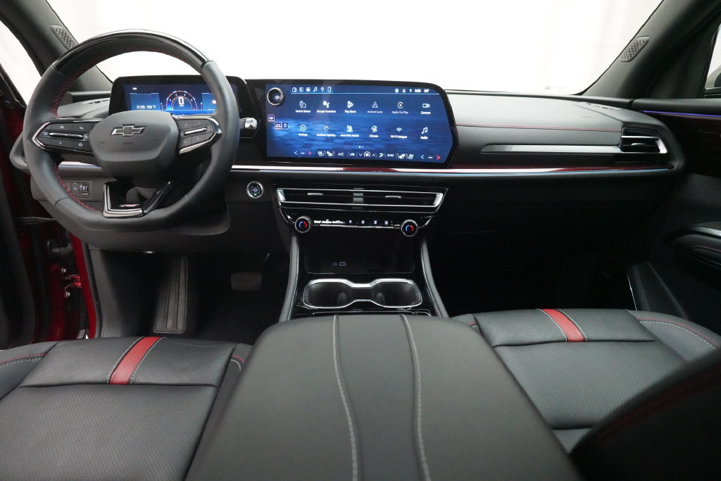 Used 2024 Chevrolet Traverse RS AWD/4WD image 5