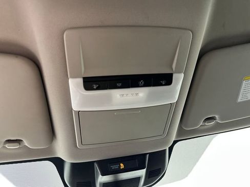 Used 2021 Nissan Rogue S image 24