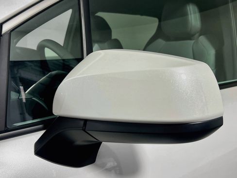 Used 2026 Toyota Sienna XLE FWD image 12