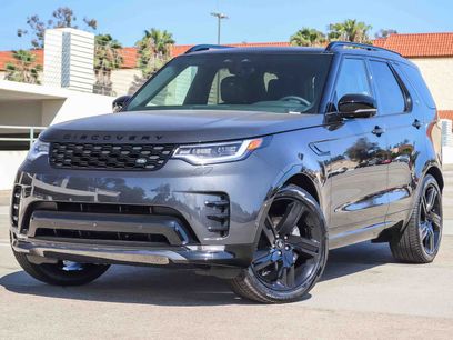 New 2026 Land Rover Discovery Dynamic SE