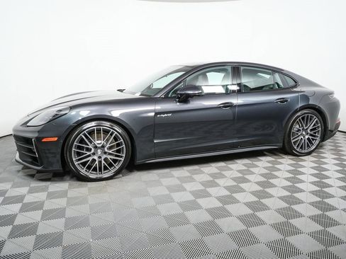 New 2026 Porsche Panamera 4 E-Hybrid image 2