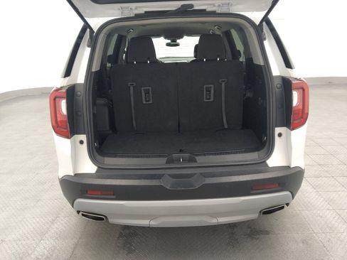 Used 2023 GMC Acadia SLE image 29