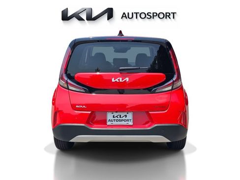 Certified 2024 Kia Soul LX w/ Option Group 015 FWD image 11