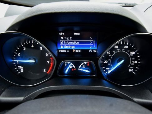 Used 2019 Ford Escape SEL image 20