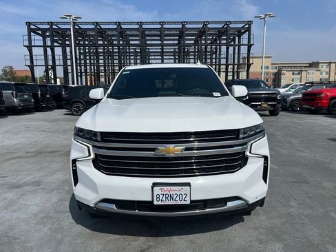 Used 2022 Chevrolet Tahoe LT w/ Luxury Package RWD image 2