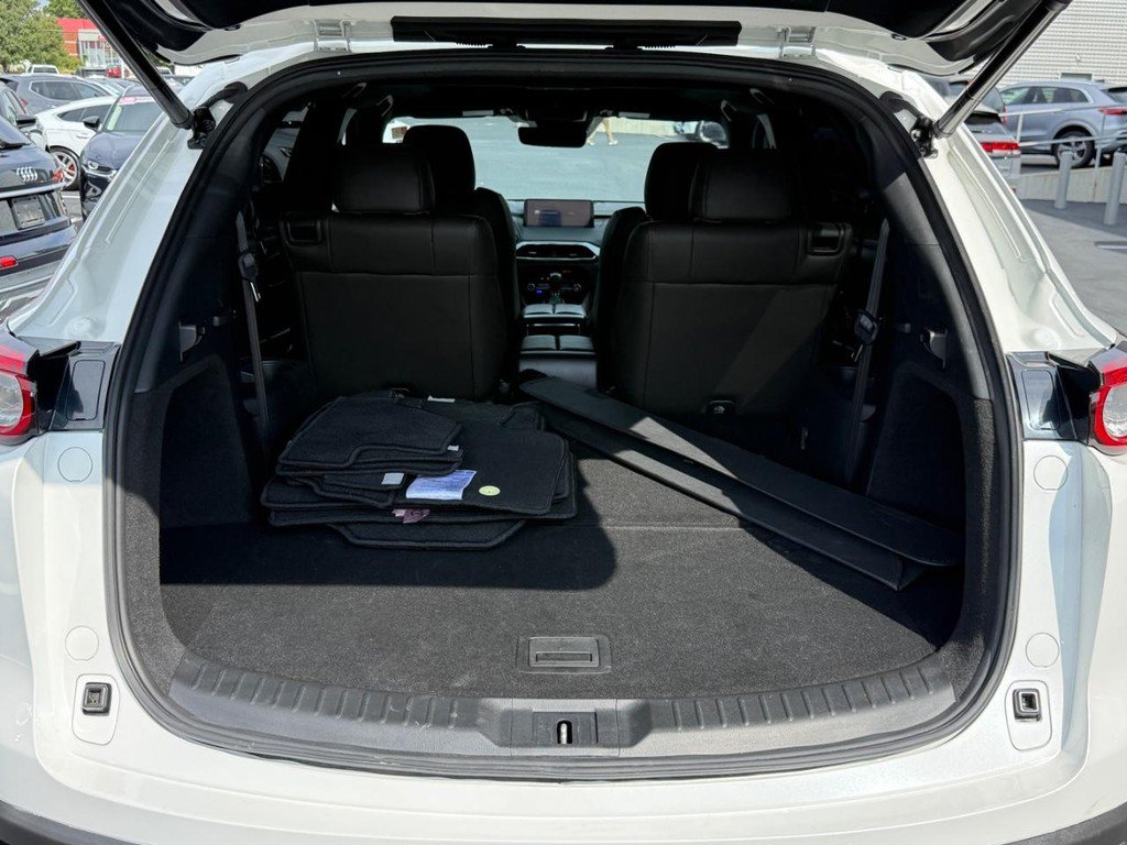Used 2021 MAZDA CX-9 Signature AWD/4WD image 4