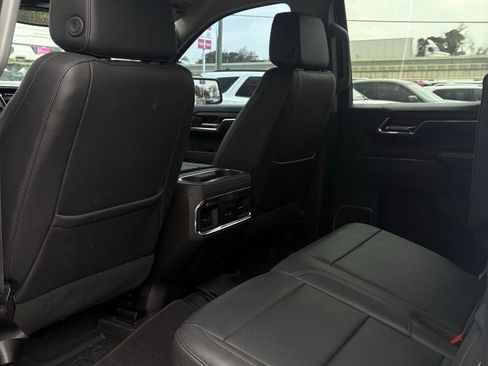 Used 2023 GMC Sierra 1500 SLT w/ SLT Premium Package image 19