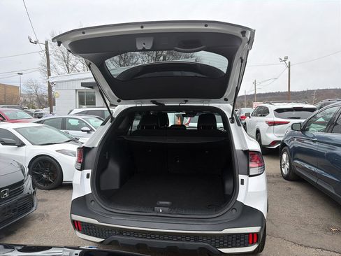 Used 2023 Kia Sportage X-Line image 10