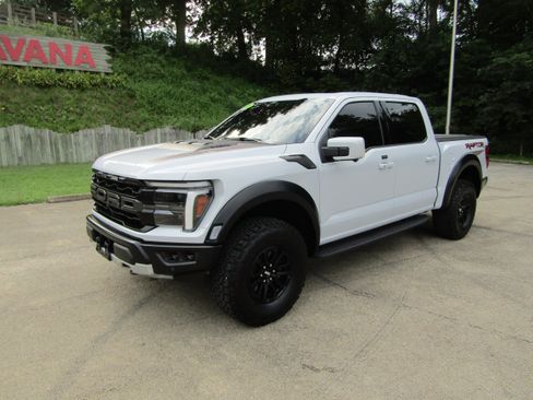 Used 2025 Ford F150 Raptor AWD/4WD image 8
