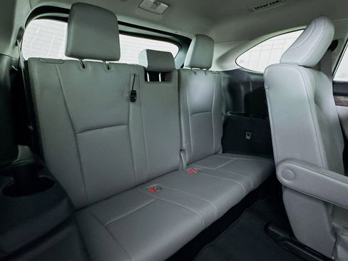 Used 2020 Toyota Highlander Limited image 27
