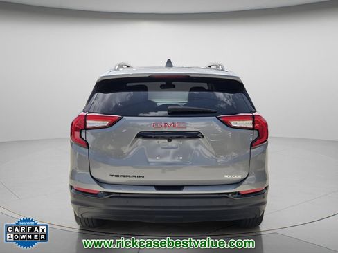 Used 2023 GMC Terrain SLT w/ Tech Package FWD image 6