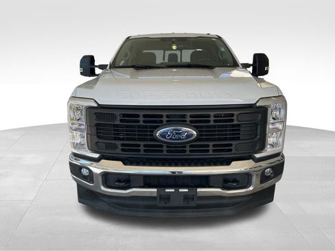 Used 2024 Ford F350 XL w/ Snow Plow Prep Package image 11
