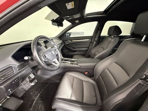 Used 2021 Honda Accord Sport image 13