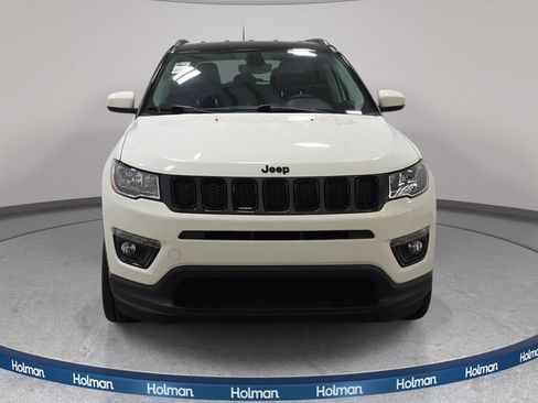 Used 2019 Jeep Compass Latitude AWD/4WD image 3