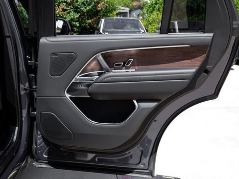 New 2026 Land Rover Range Rover Long Wheelbase SE AWD/4WD image 56