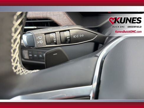 New 2026 GMC Acadia Denali Ultimate w/ LPO, Floor Liner Package image 20