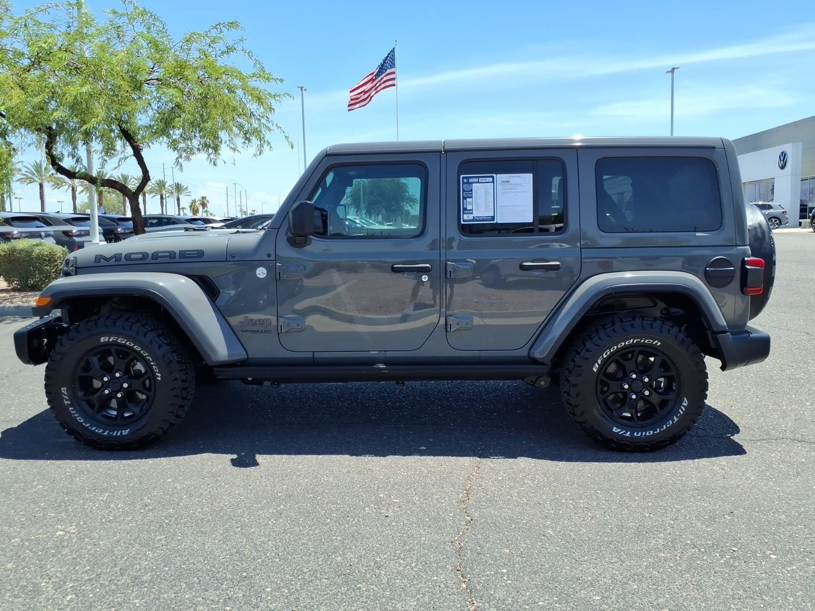 Used 2019 Jeep Wrangler Unlimited Sahara w/ Quick Order Package 24M Moab AWD/4WD image 4