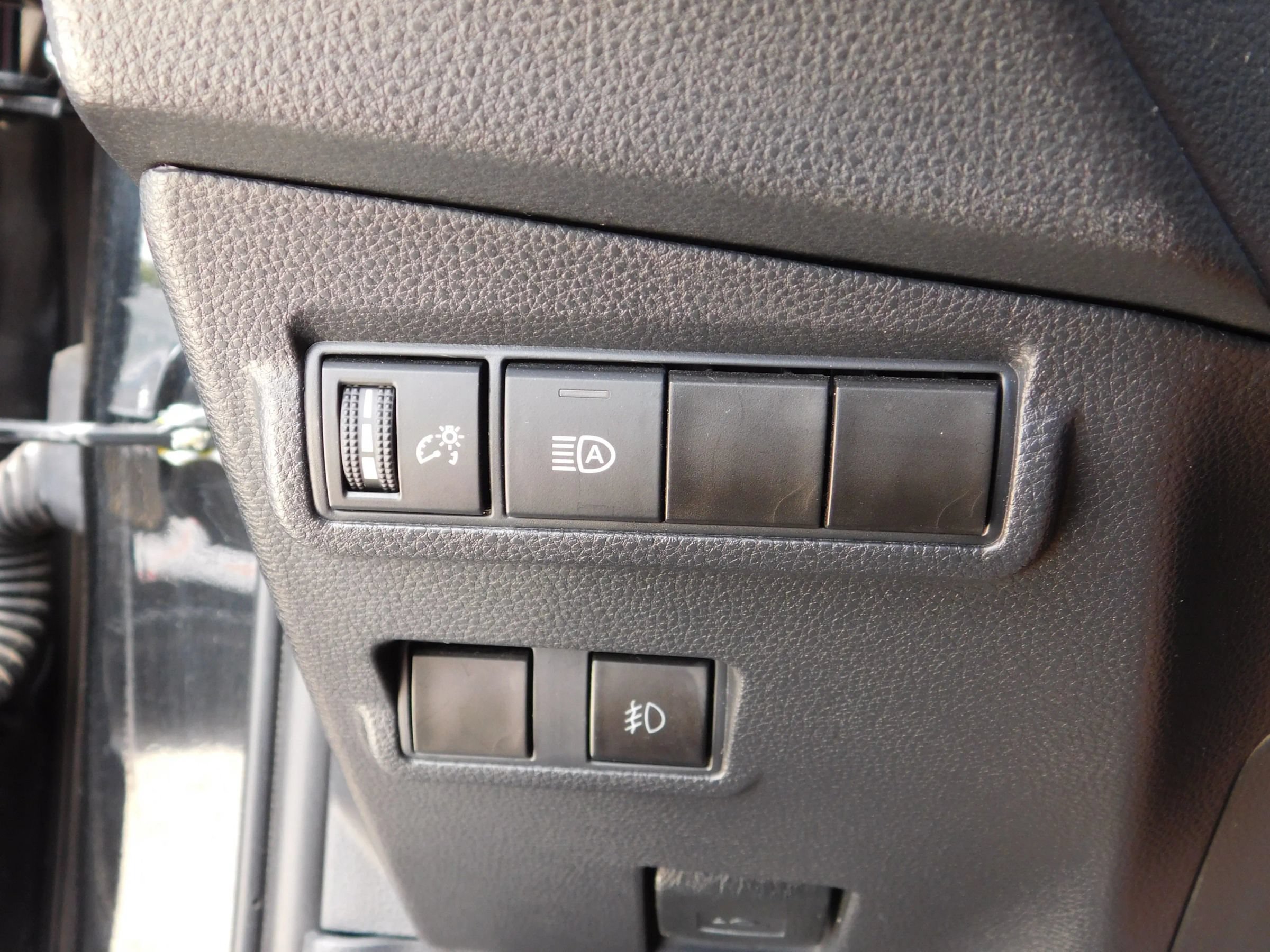 Used 2022 Toyota Corolla Cross LE FWD image 24