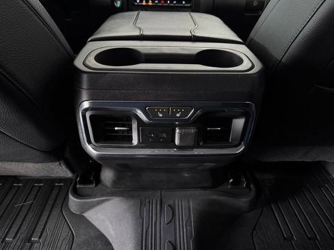 Certified 2023 GMC Sierra 3500 Denali w/ Denali Ultimate Package AWD/4WD image 26