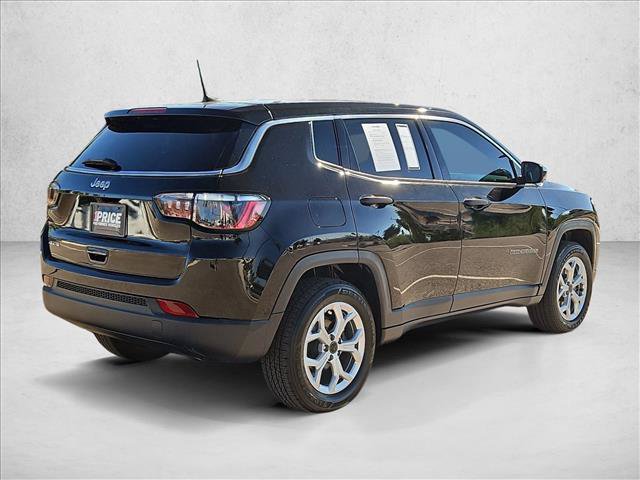 Used 2025 Jeep Compass Sport AWD/4WD image 5