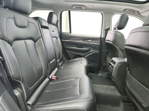 Used 2023 Jeep Grand Cherokee 4WD 4xe image 35