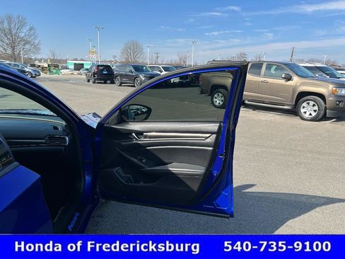 Used 2021 Honda Accord Sport image 17