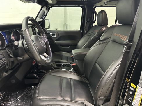 Used 2022 Jeep Wrangler Unlimited Rubicon w/ Xtreme Recon 35" Tire Package image 16