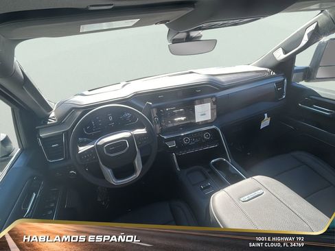 New 2026 GMC Sierra 2500 Denali w/ Denali Reserve Package image 25