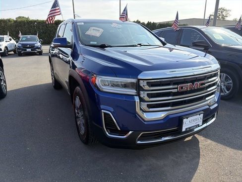 Certified 2023 GMC Acadia SLE image 3