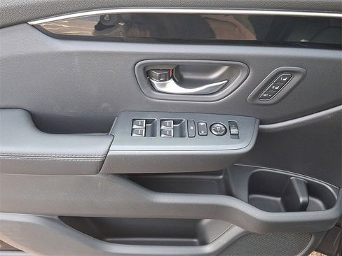 New 2025 Honda Pilot EX-L image 8