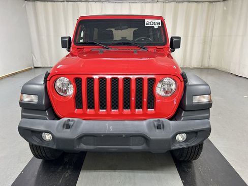 Used 2019 Jeep Wrangler Unlimited Sport S image 3