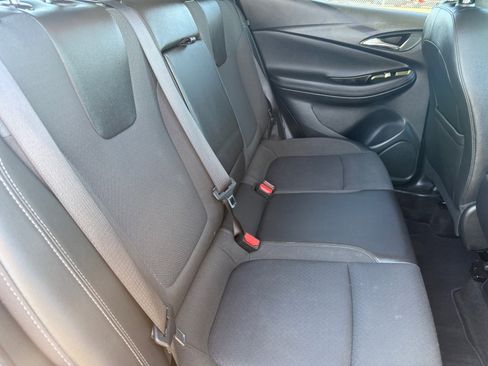 Used 2023 Buick Encore GX Select w/ Safety Package II FWD image 28