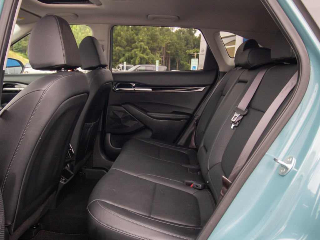Used 2024 Kia Seltos SX w/ SX Sunroof Package AWD/4WD image 9