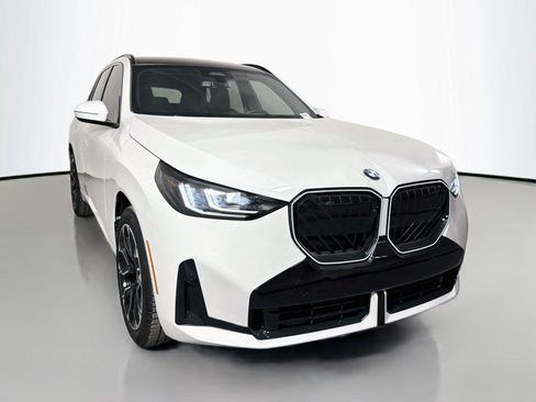 New 2026 BMW X3 xDrive30i w/ Premium Package AWD/4WD image 3