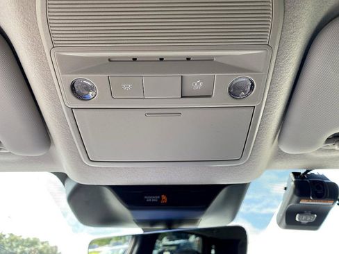 New 2025 Nissan Kicks SR w/ Interior Electronics Package image 14