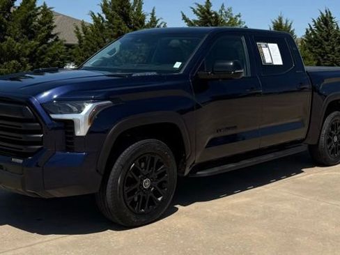 Used 2024 Toyota Tundra Limited AWD/4WD image 37