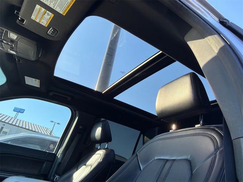 Used 2021 Ford Expedition Limited image 33