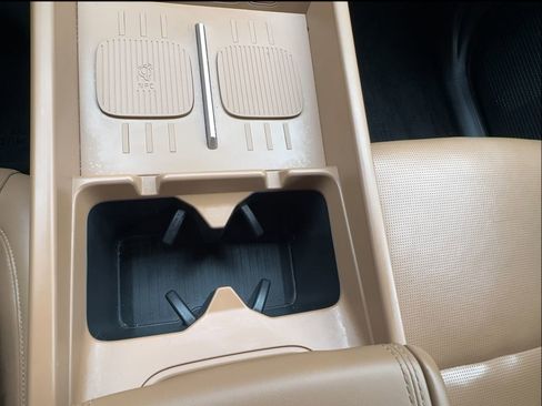 Used 2025 Hyundai Santa Fe Limited image 35