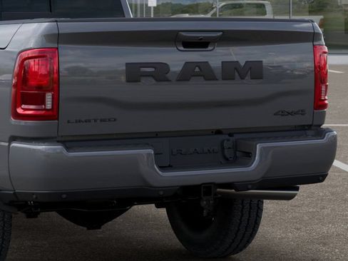 New 2026 RAM 2500 Limited AWD/4WD image 14