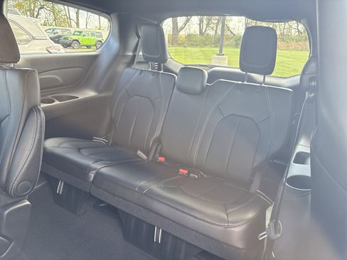 New 2026 Chrysler Voyager LX image 13