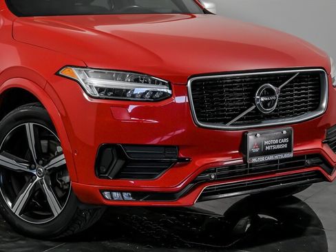 Used 2016 Volvo XC90 T6 R-Design w/ Vision Package AWD/4WD image 2