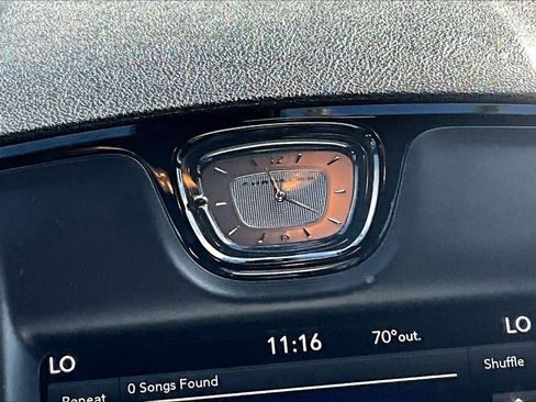 Used 2023 Chrysler 300 S image 34