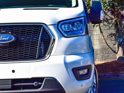 Used 2023 Ford Transit 350 XLT image 2