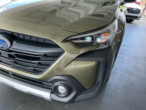 Certified 2025 Subaru Outback Limited AWD/4WD image 30