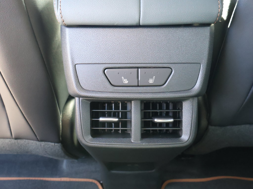 New 2027 GMC Terrain AT4 w/ Convenience Package III AWD/4WD image 27