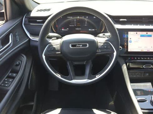 New 2026 Jeep Grand Cherokee L Limited AWD/4WD image 25