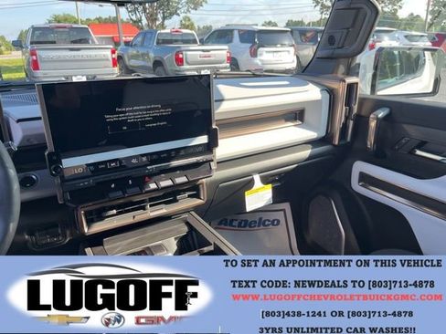 New 2025 GMC Hummer EV 3X w/ LPO, Sport Package AWD/4WD image 17