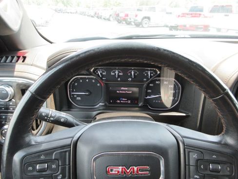 Certified 2021 GMC Sierra 1500 AT4 AWD/4WD image 31