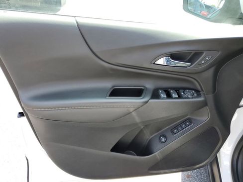 Used 2022 Chevrolet Equinox Premier image 14